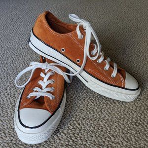Chuck Taylor Premium Ox 1970'S Suede Orange.